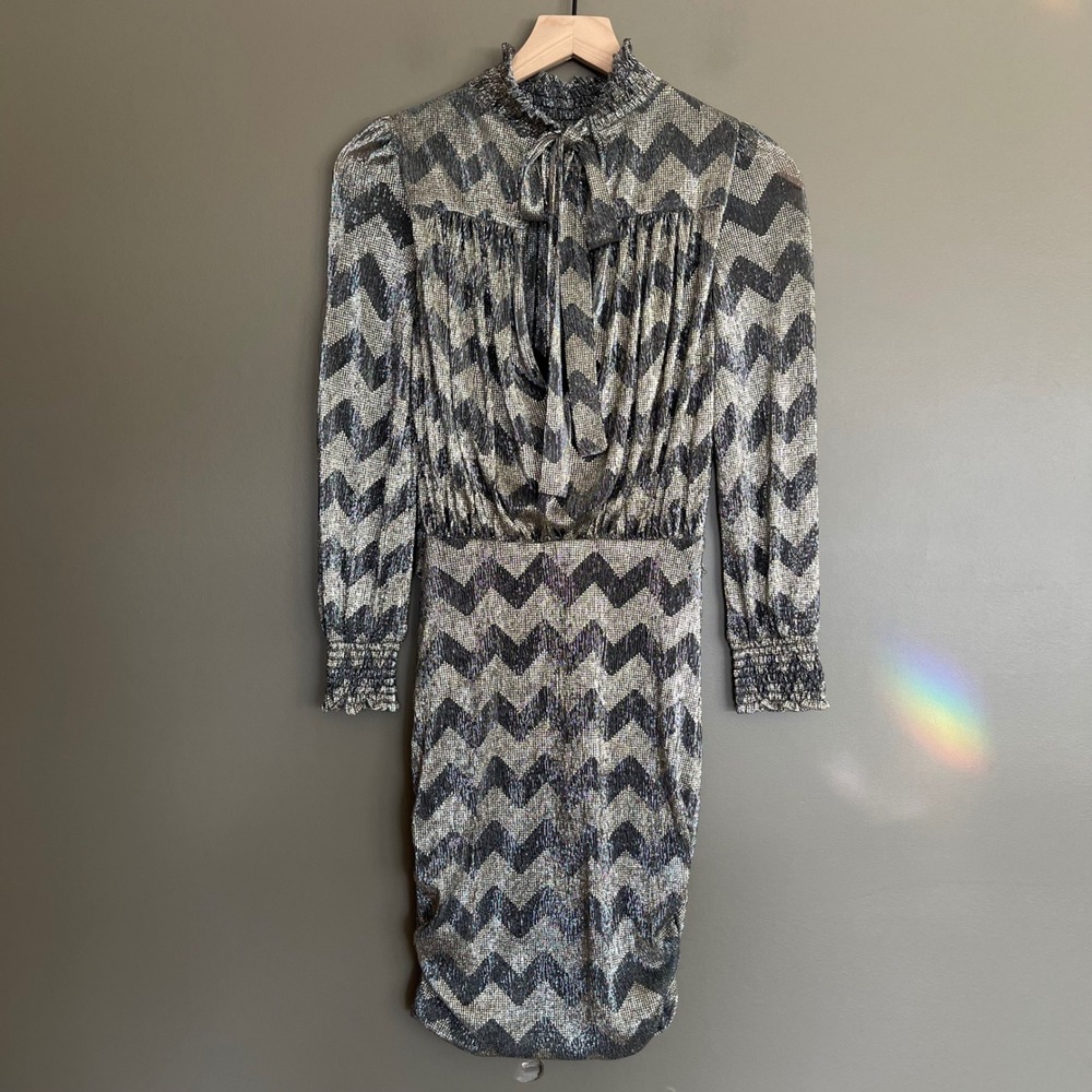 ba&sh Goldy Dress Size XS Anthracite Silver Metallic Chevron High Neck Chic Sexy - Picture 12 of 16